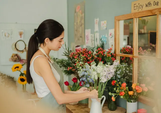 Bloom & Bramble — fictional florist demo site by wrensites