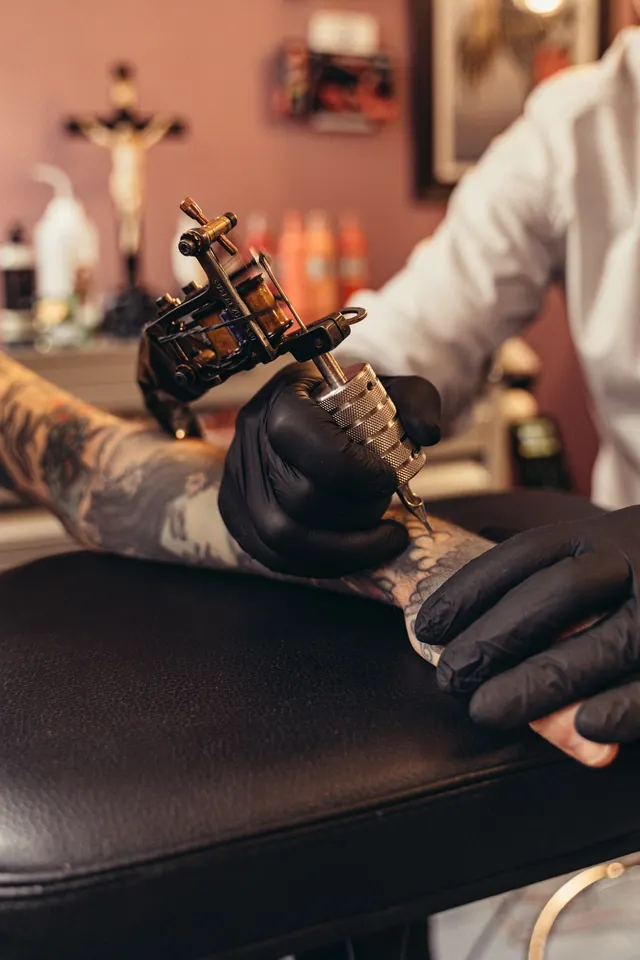 Saltwater Ink — fictional tattoo demo site by wrensites